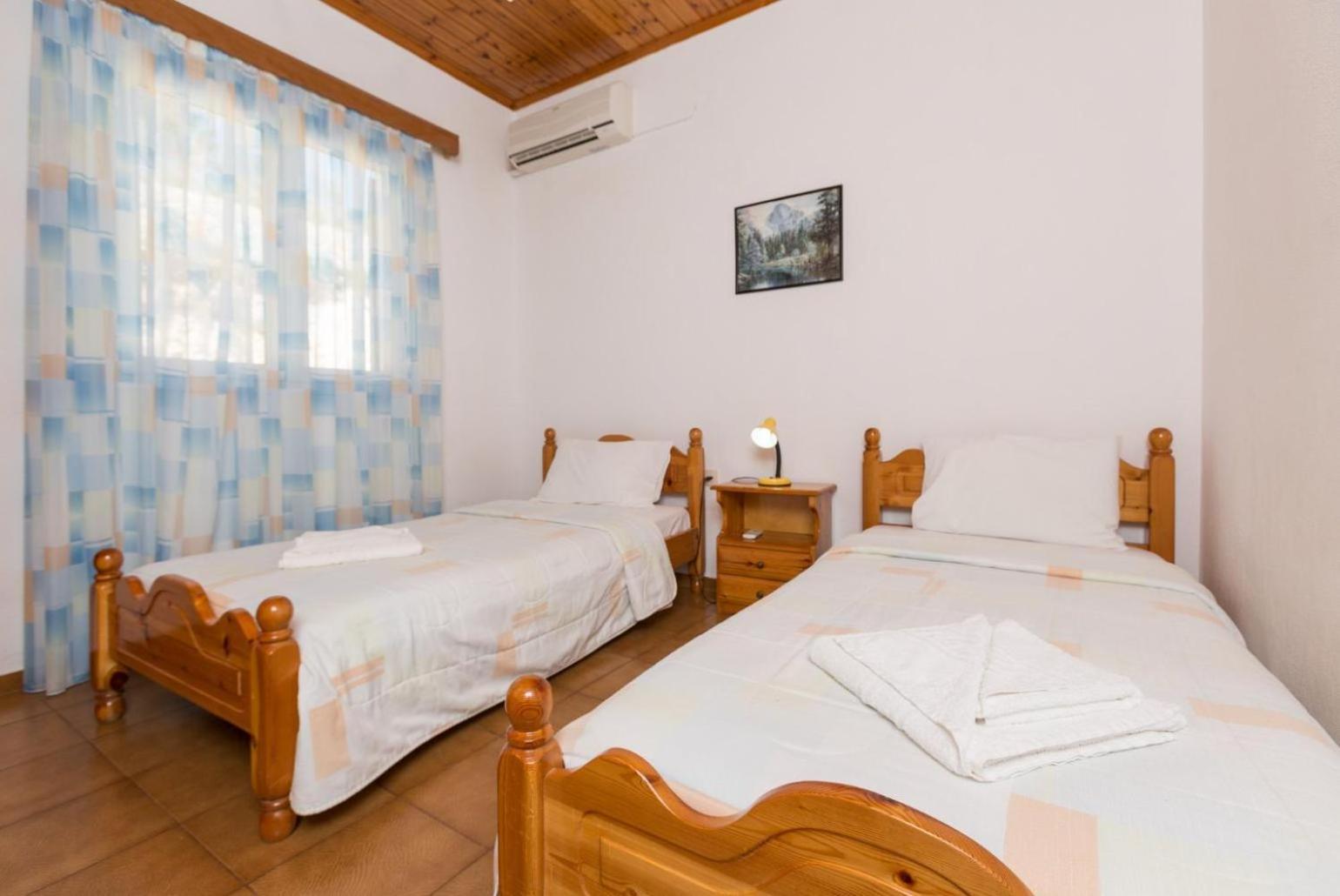 Dolphin Villa 1 Porto Ozias Екстериор снимка