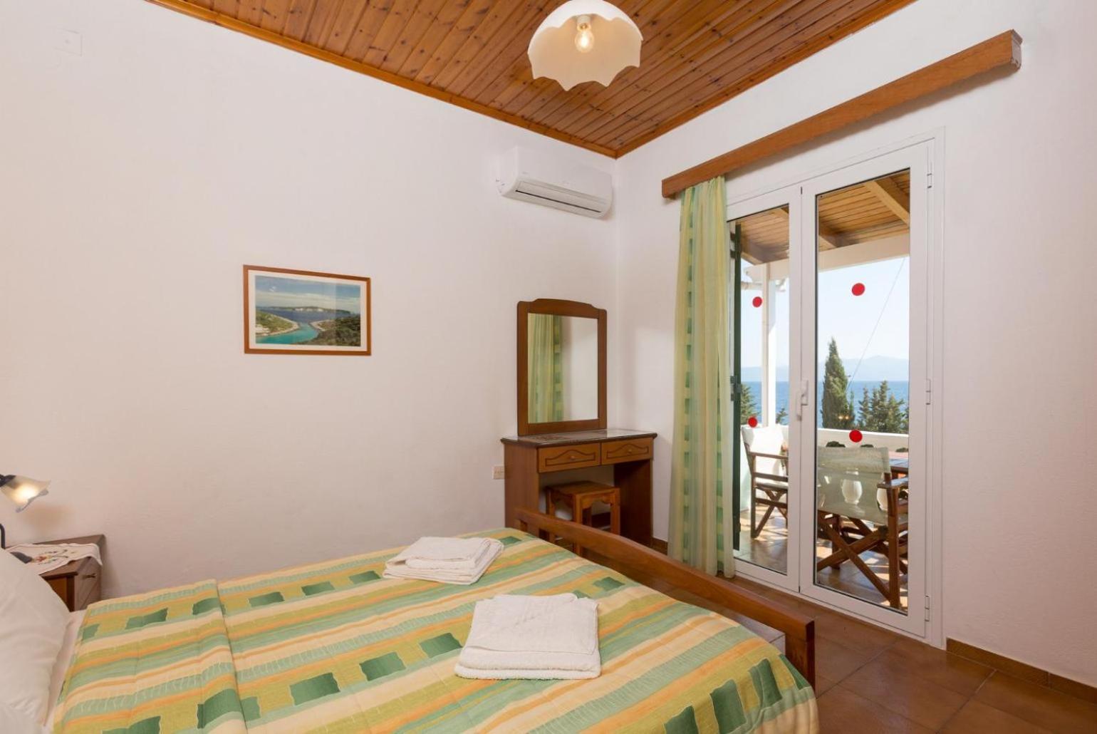 Dolphin Villa 1 Porto Ozias Екстериор снимка