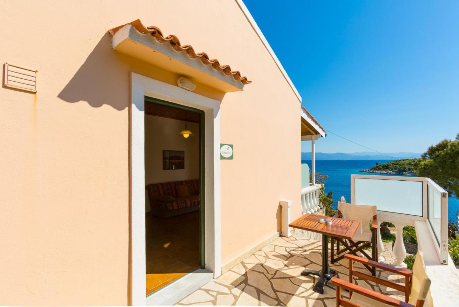 Dolphin Villa 1 Porto Ozias Екстериор снимка