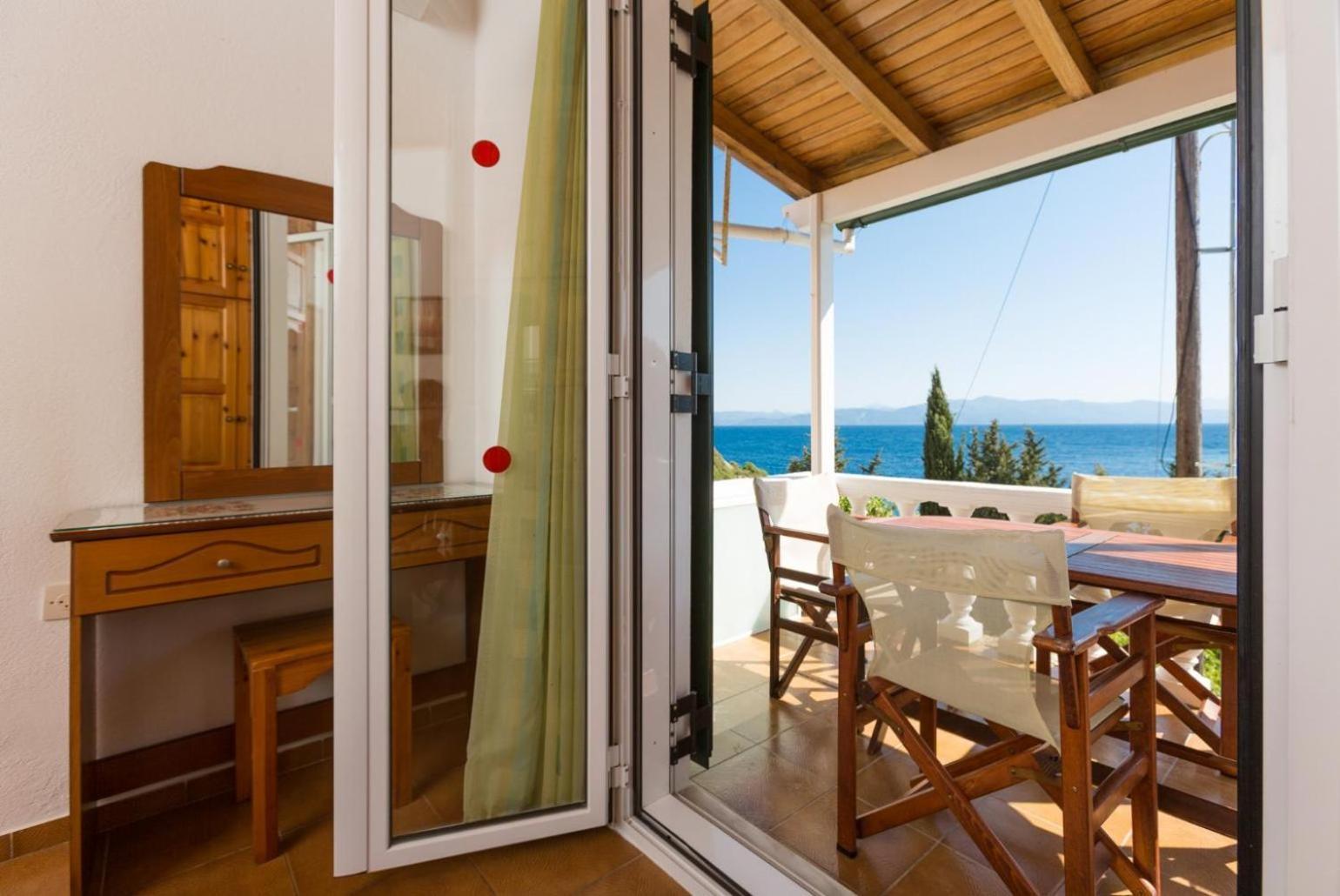 Dolphin Villa 1 Porto Ozias Екстериор снимка