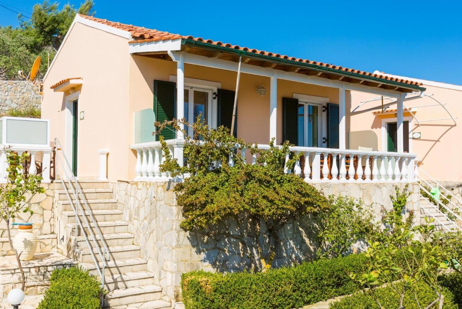 Dolphin Villa 1 Porto Ozias Екстериор снимка